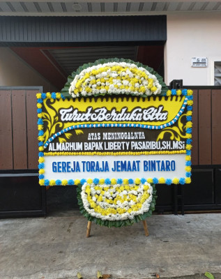 Papan Bunga Duka di Padang Lawas Utara